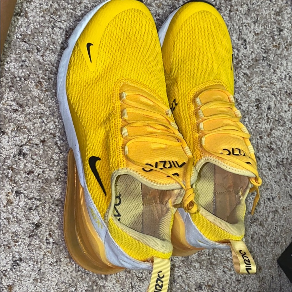 Women’s air max 270 ‘University Gold’